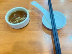 -莱莱小笼·乔艾