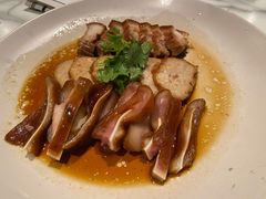 猪耳肉卷五花肉三拼-MR鹅外