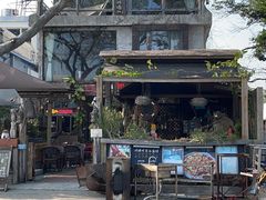 -城墙外BAR