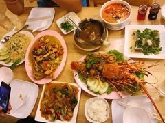 -J Daeng Seafood