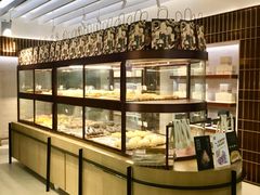 面包甜点陈列柜-奈雪的茶(花城汇中区PRO店)