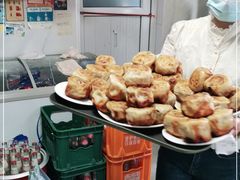 -宝瑞门钉肉饼店