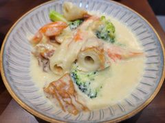 -8PINTS八品脱·日料·烧鸟·精酿小酒馆(莘庄店)