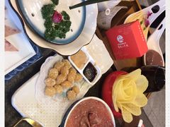 -小天鹅火锅·一线江景洪鼎旗舰店(洪崖洞店)