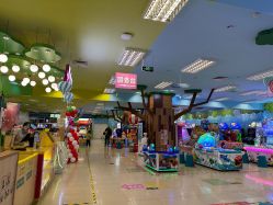 -莫莉幻想儿童乐园(武汉金银潭永旺店)