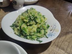 -东口码头·烧鸽子·鱼头泡饼·地方菜(金鹰悦城店)