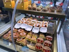 -巴黎贝甜(大宁国际商业广场店)