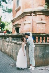 -巴黎婚纱摄影工作室