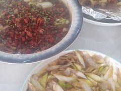 -一口猪海鲜浑锅·东北家常菜