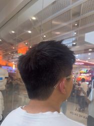 -川和潮人