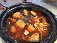 臭豆腐大肠煲-眷江南之小蓝鲸(王府大街店)