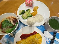 -盛宴标帜西餐厅龙虾.鲍鱼•牛排(重庆喜来登大酒店)