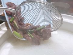 -四点金粥底火锅(沂州里店)