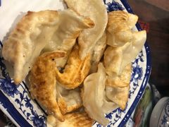 马蹄锅贴-长人馄饨铺(解放街店)