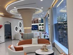 -皓齿连锁·雅贝健口腔·种植·矫正中心(虹口曲阳路店)
