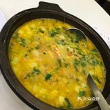 最近的一家离家就一站地铁路程，蹭蹭蹭就到啦