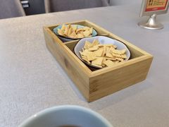 -有红鸡毛店·川菜(建设路店)