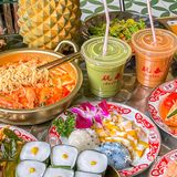 厨师都是泰国人的大排档味道太正了 太羡慕了