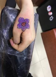 -荔刺青纹身·手穿孔饰品