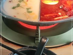 -湊湊火锅·茶憩(杭州湖滨银泰in77店)