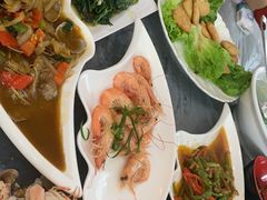 -覃记海鲜美食餐厅