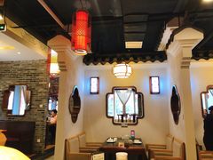 -万重锦·人文川菜馆(骡马市店)