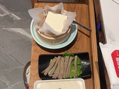 -左庭右院鲜牛肉火锅(环球港店)