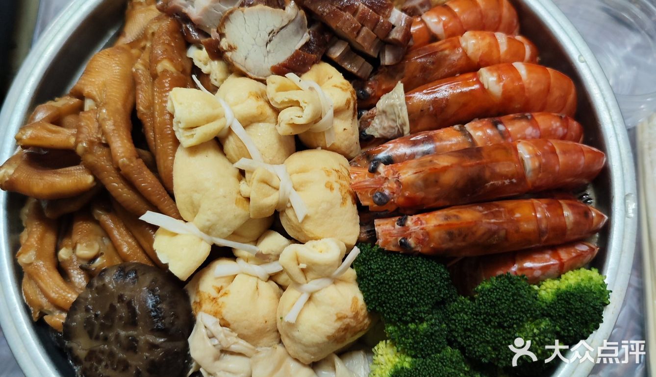 大家初一家人团聚!