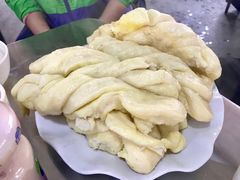-粘豆包柴火铁锅炖