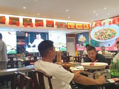 -川流不息·地道川菜·小龙虾(松东路店)