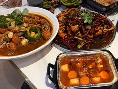 -钳小柒·小龙虾蓝龙王烧烤夜宵(长寿路店)