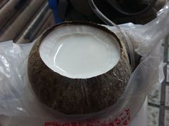 -椰爺爺·椰子冻砵仔糕