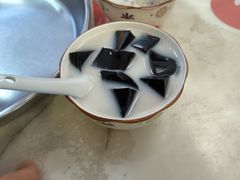 -二十四幢糖水(中山西路店)