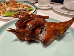 脆皮烧乳鸽-广州酒家(中华广场店)