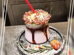 花环-BE NORMAL CAFE(霞溪路店)