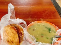 -老西关黄老太牛肉烧饼