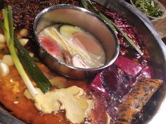 -周幺妹重庆老火锅(银泰城总店)