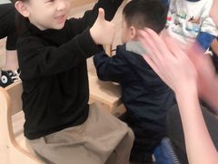 -黄浦乐烁龙鱼宝贝托育园(海潮路校区)