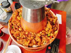 二哥芋儿蛙-炉小二铜锅牛蛙•川湘菜(三里屯店)