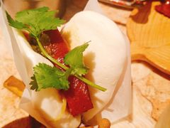 猛虎咬豬-唐宫小聚(新港中心店)