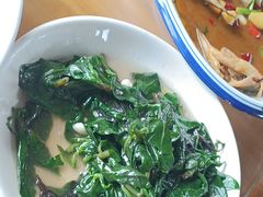 -芦茨金富饭庄·25年老字号·专做稻草鸡