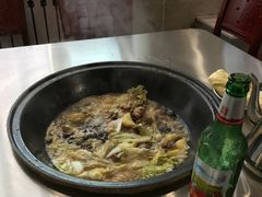 -粘豆包柴火铁锅炖