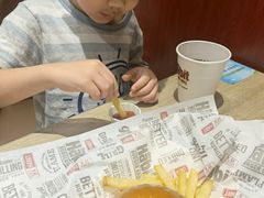 -The Habit Burger Grill 哈比特汉堡(爱琴海店)