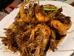 油爆基围虾-老头儿油爆虾·知味杭州(爱琴海购物中心)