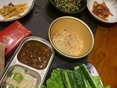 -红沃烤肉(家乐福2部店)