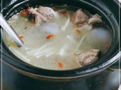 -老火大骨头汤馆