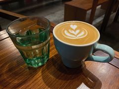 浓郁拿铁-VESH COFFEE(定西路店)
