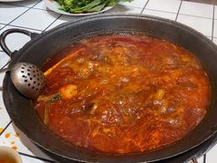 -旧街市鲜货老火锅(大光路店)