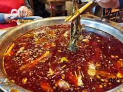 三角峰-肖肖酸萝卜鱼火锅(总店)