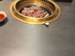 -铭牛烧肉·和牛海鲜自助(高新月牙湖店)